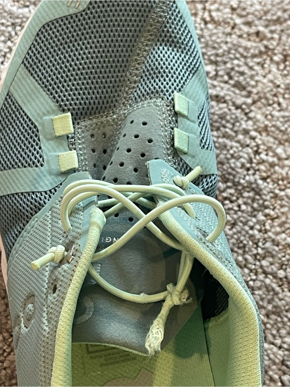 On Cloud 2.0 Women’s Running Shoes In Spray/Sea Colorway, Size 8 - Picture 13 of 13
